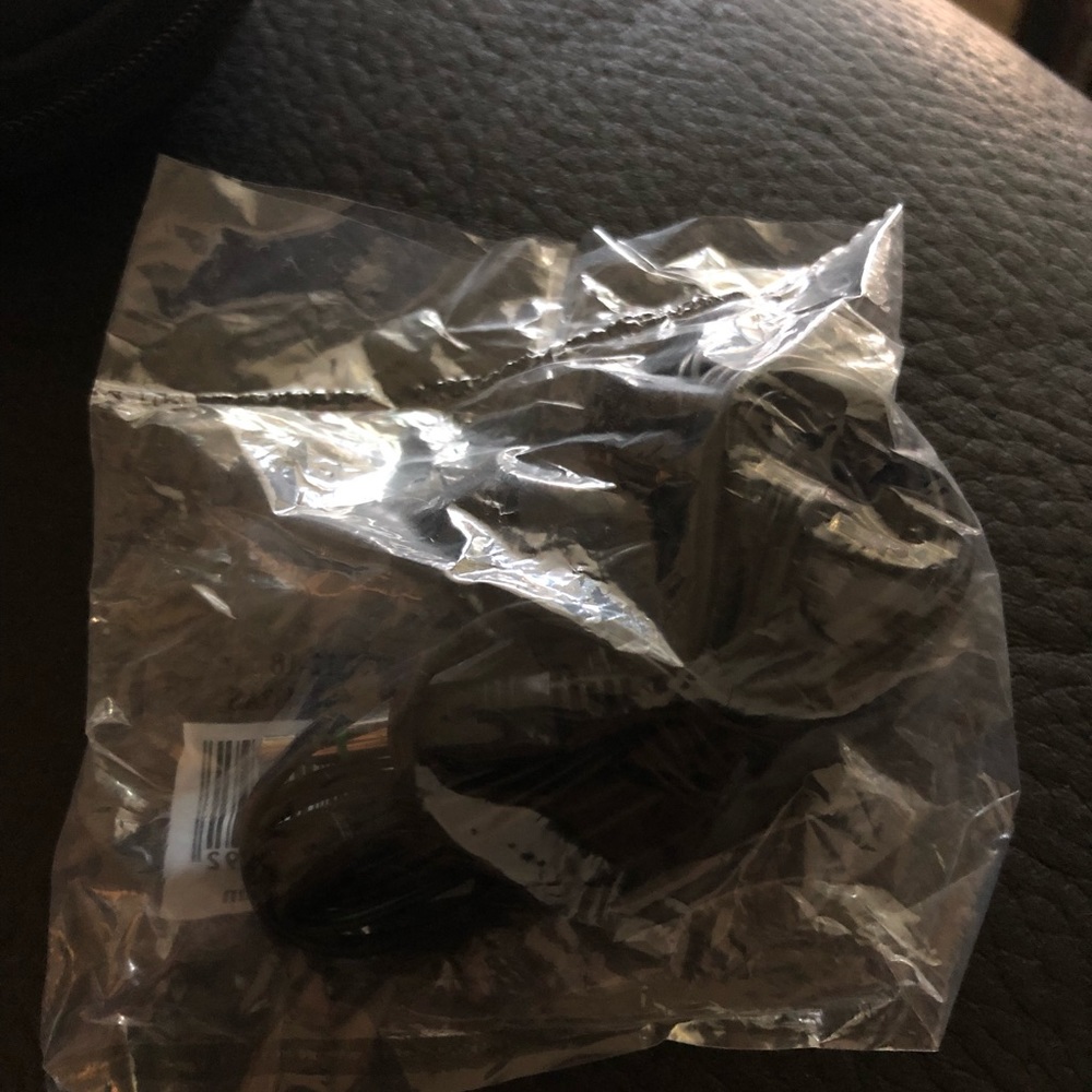 Premium Hilton hotel ear buds